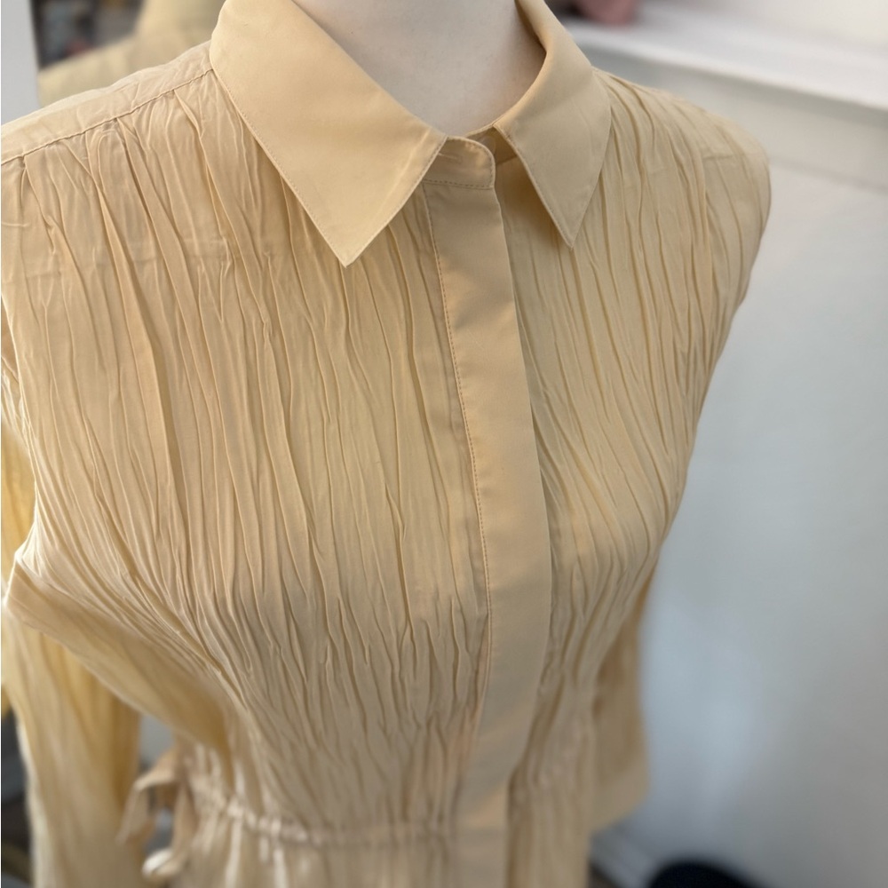 Theory Beige Long Sleeve shirt